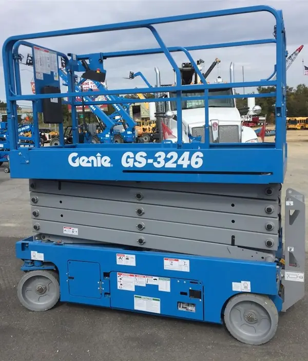 剪型高空工作車 Genie GS-3246 香港租賃
